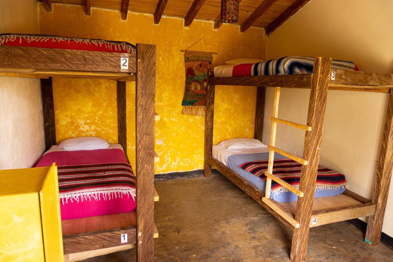 Bacoa Hostel Гуатапе Екстер'єр фото